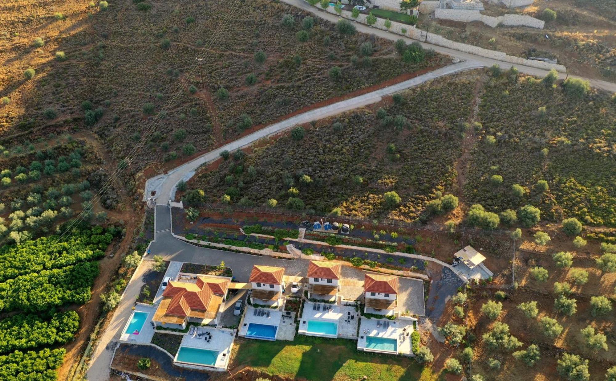 Gregory'S Farm Apartment Lefkakia Exterior photo